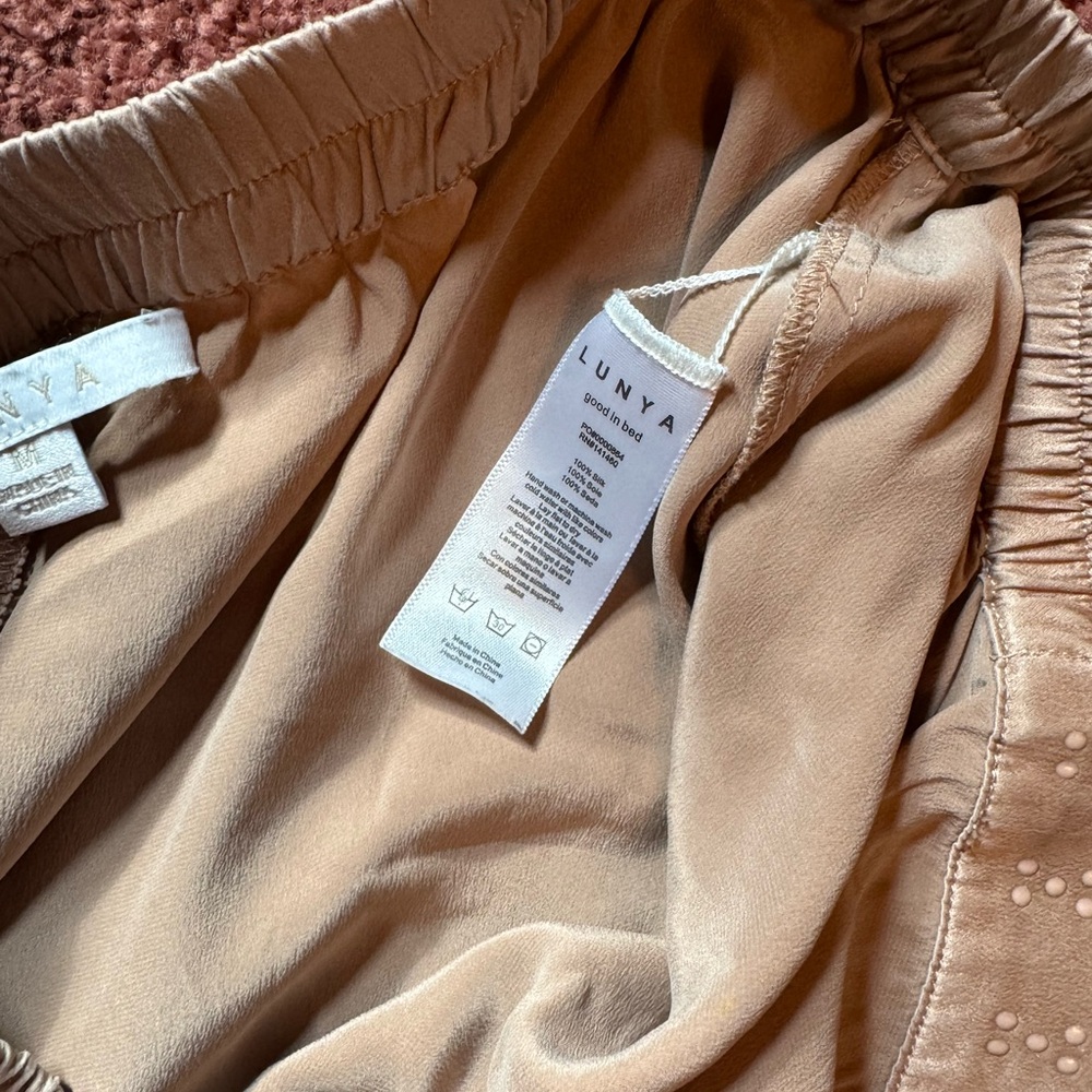 Lunya washable silk sleep shorts M - Picture 5 of 6